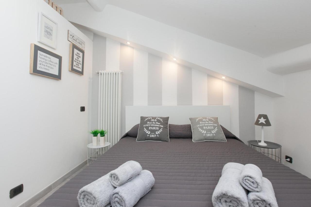 Amazing And New Penthouse In City Center Milánó Kültér fotó