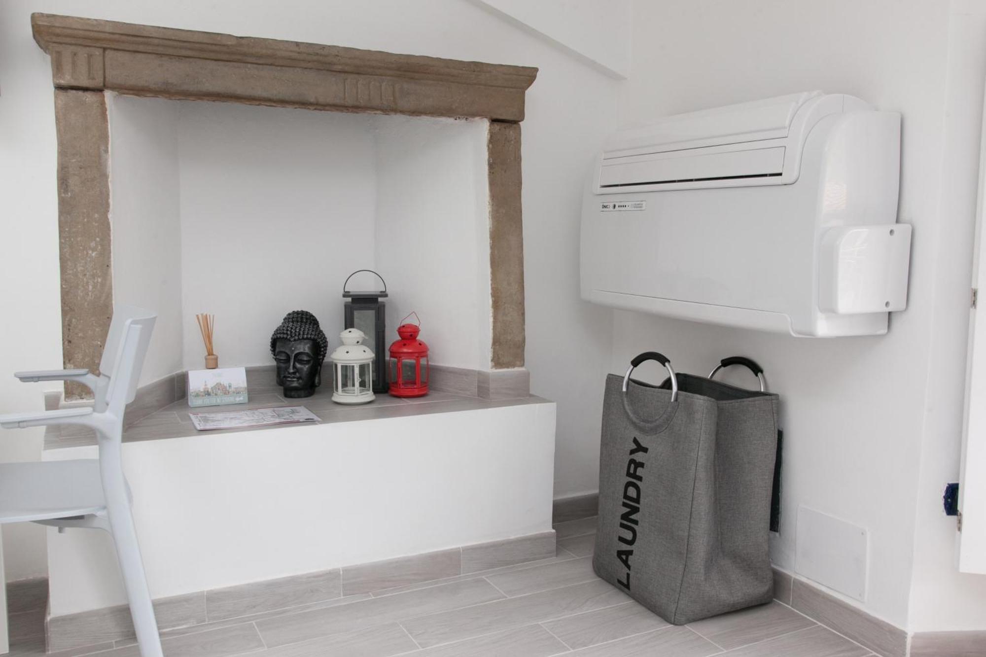 Amazing And New Penthouse In City Center Milánó Kültér fotó